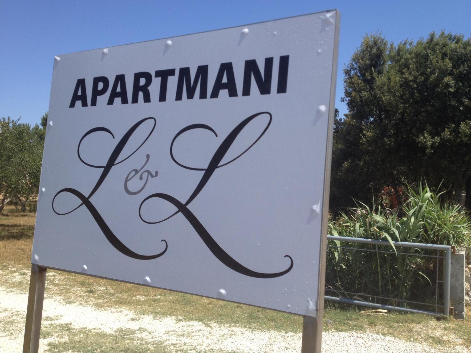 L&L Apartments Vir Εξωτερικό φωτογραφία